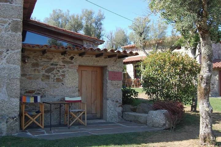 Location de vacances pour 2 personnes, avec piscine et jardin dans Cabeceiras de Basto