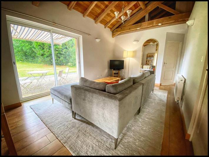 Location de vacances pour 6 personnes, avec jardin à Rouzède - 4