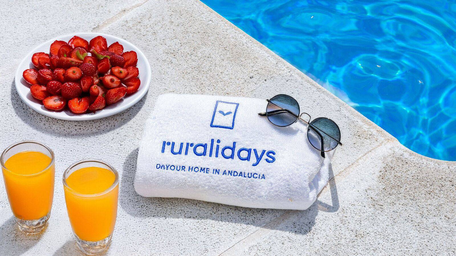 Finca Cerro Alcolea Periana by Ruralidays in Periana, Málaga Provinz