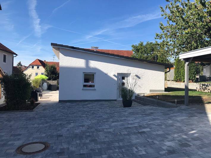 Ferienwohnung für 6 Personen, mit Balkon/Terrasse und Terrasse sowie Garten in Bad Staffelstein
