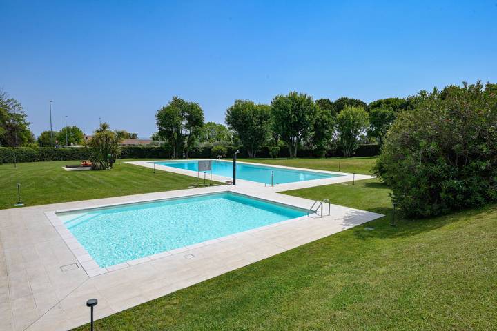 Ferienwohnung für 2 Personen, mit Terrasse und Garten sowie Whirlpool in Soiano del Lago - 2