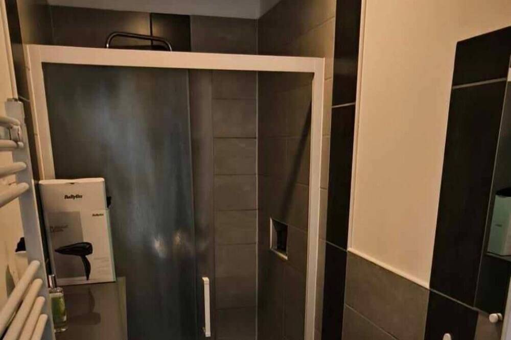 Appartement entier, Studio paisible in Saint-Cyprien (Loire), Montbrison