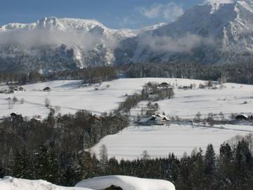 Ferienwohnung für 2 Personen, mit Garten und Seeblick am Attersee