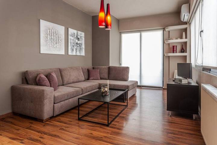 Appartement entier, Appartement de vacances pour 4 personnes avec balcon in Vólos, Magnisia