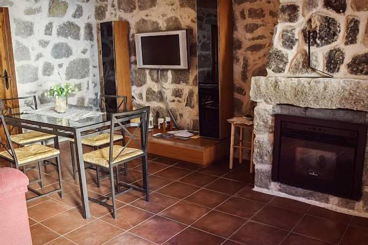Cottage für 4 Personen, mit Terrasse und Garten - 1
