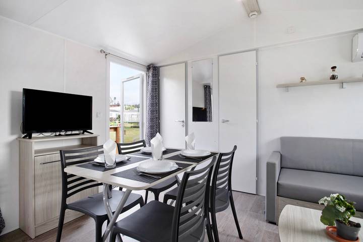 Chalet per 4 persone, con piscina per bambini e giardino - 1