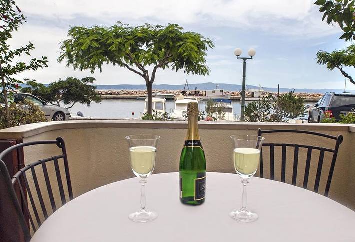 Apartament wakacyjny dla 4 osób w Drašnice