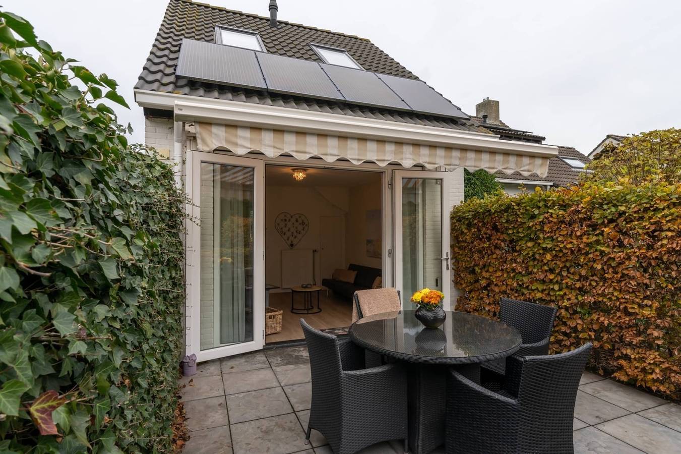 Cozy 3-person house, quietly located close to the beach and Mantelinge Domburg in Domburgo, Walcheren