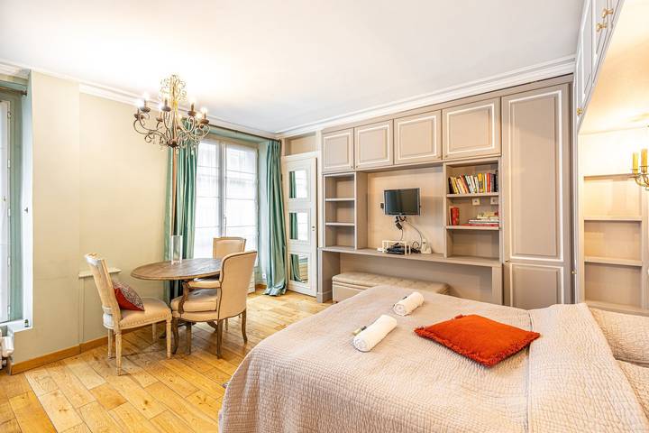 Estudio entero, GuestReady - Lux studio in Le Marais in Distrito 3, París