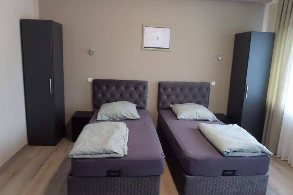 Ganze Wohnung, Appartement mit getrennten Betten in Erlenbach am Main, Fränkisches Weinland