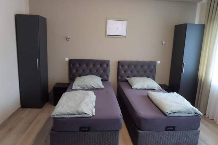 Ganze Wohnung, Appartement mit getrennten Betten in Erlenbach am Main, Fränkisches Weinland