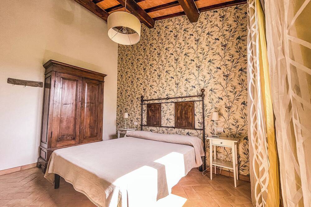Villa surrounded by vineyards with private pool near Orvieto in Montecchio, Provinsen Terni
