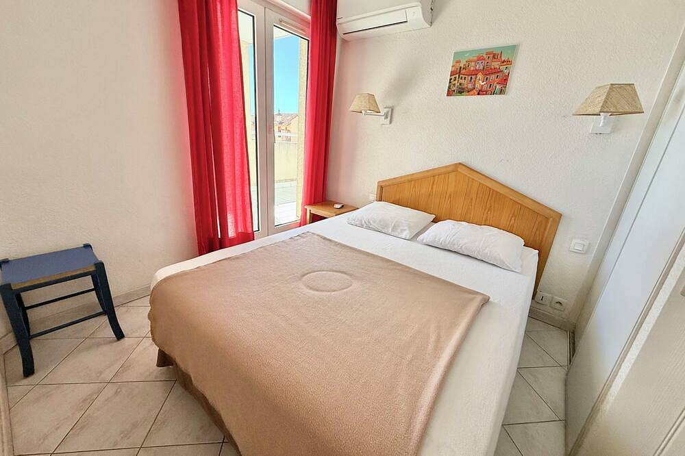 Entire apartment, 1 bedroom apartment – Golfe-Juan – Sea view in Golfe-Juan, Vallauris