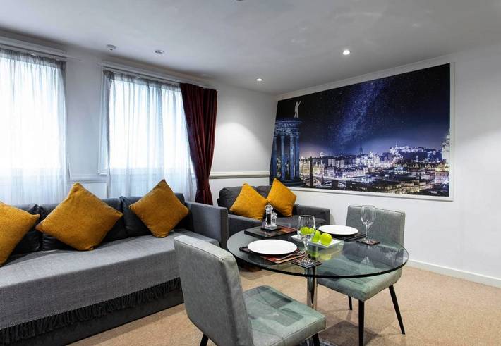 Apartahotel para 4 personas en Edimburgo