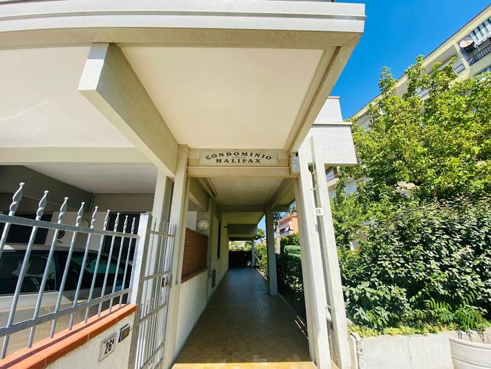 Gîte pour 4 personnes, avec jardin à Lido delle Nazioni - 3