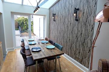 Holiday Home for 6 People in Tenby, Pembrokeshire, Photo 2