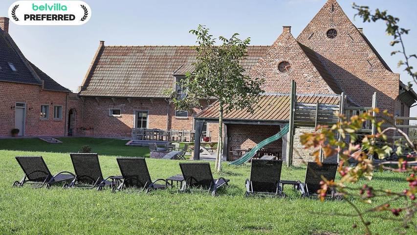 Vakantiewoning voor 24 personen, met terras en tuin in Diksmuide