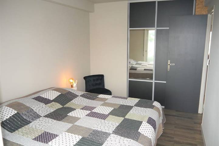 Ganze Wohnung, Stylisches Appartment mit 2 Balkonen und Aussicht, letzte Etage in Le Cannet, Mittelmeerküste (Frankreich)