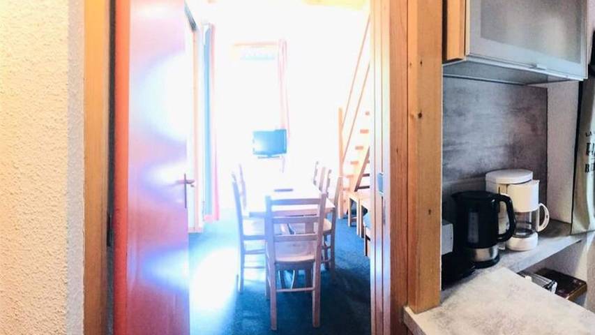 Gîte pour 7 personnes, avec balcon dans Station De Montalbert - 4