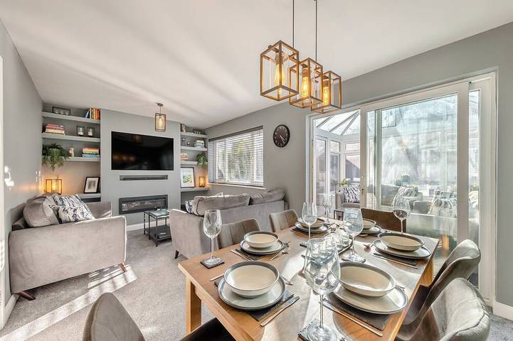 Holiday rental for 6 people, with garden and hot tub in Church Stretton