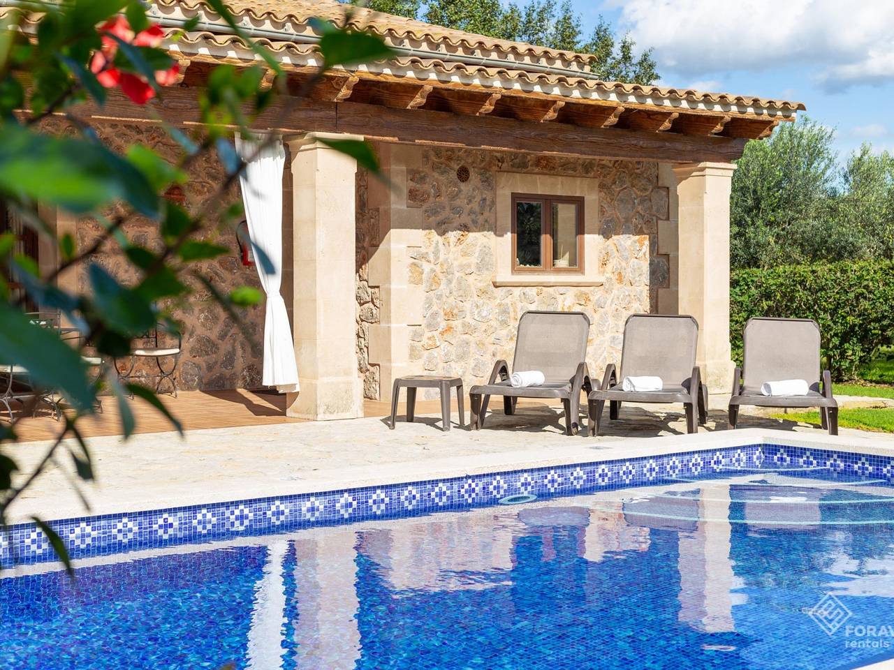 Son March - Espectacular villa con piscina y jardín en las afueras de sa Pobla in Sa Pobla, Mallorca Norte