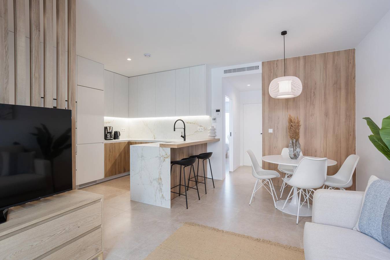 Kuma Luxury Holiday Spaces Sl — Lisboa Beach Apartment "Tropical¨  in San Pedro del Pinatar, Costa Cálida