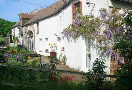 Chambre d’hôte pour 2 personnes, avec vue ainsi que terrasse et jardin