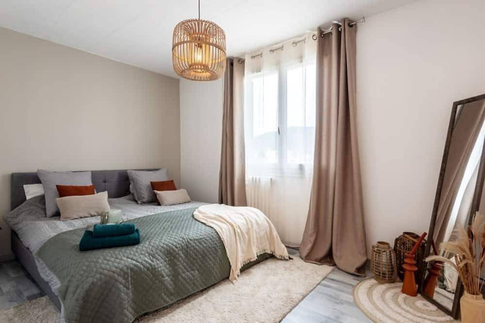 Entire apartment, Charmant Appartement Familial Aux Portes de L'ardèche in Guilherand-Granges, Tournon-sur-Rhône region