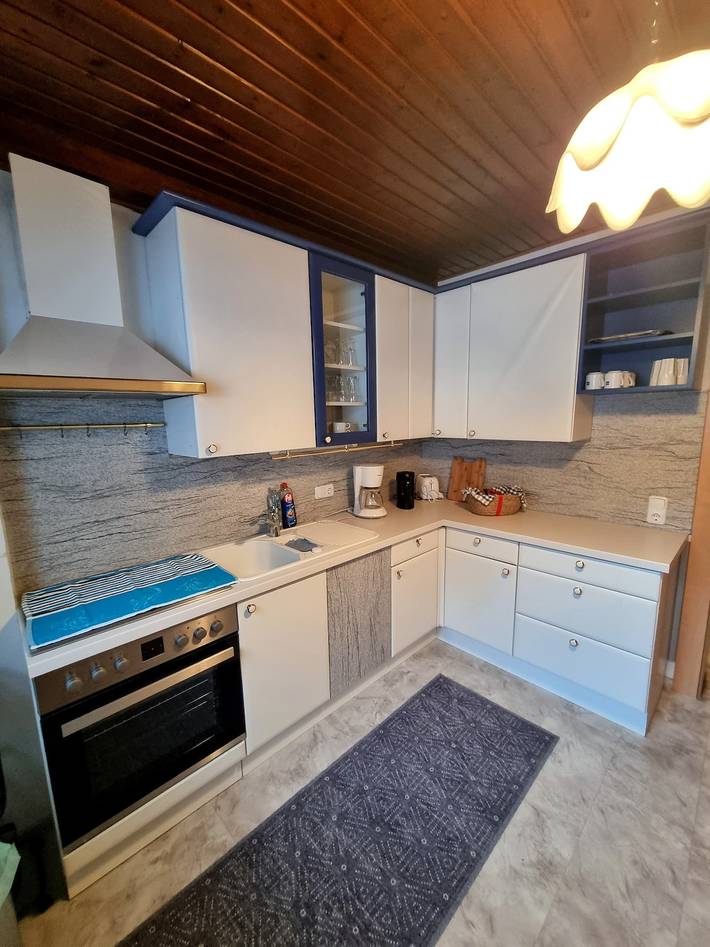 Ganze Wohnung, Ferienwohnung 'Gina' mit Bergblick, privatem Garten und Wi-Fi in Hohe Tauern, Stall