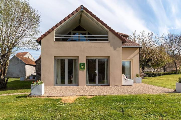 Gîte pour 6 personnes, avec Jardin dans Port-sur-Saône