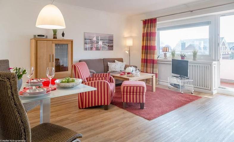 Ganze Wohnung, 1-Zimmerappartement mit Balkon und Strandkorb in unmittelbarer Strandlage in Westerland, Sylt (Gemeinde)
