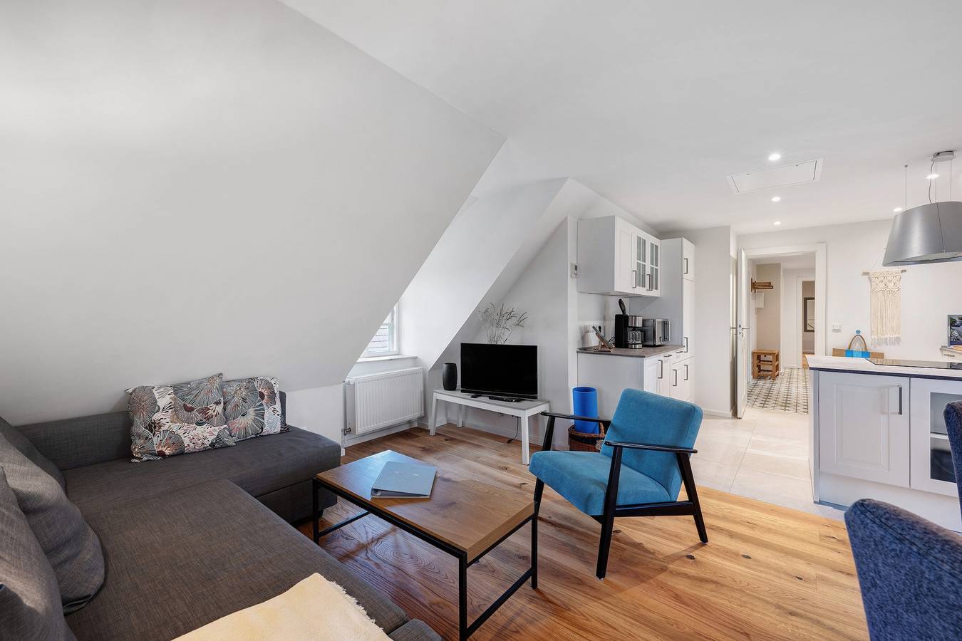 Ganze Wohnung, Ferienwohnung 'Louisenkate' mit privater Terrasse, privatem Garten und Wi-Fi in Pellworm, Nordseeküste