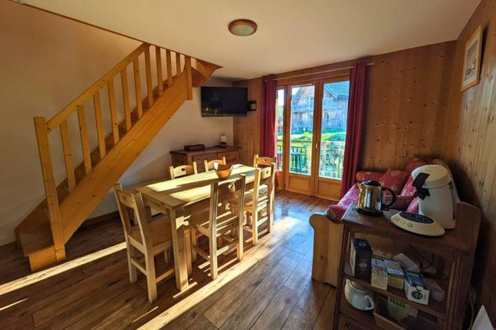 Location de vacances pour 6 personnes, avec sauna et piscine, adapté aux familles dans La Féclaz - 3