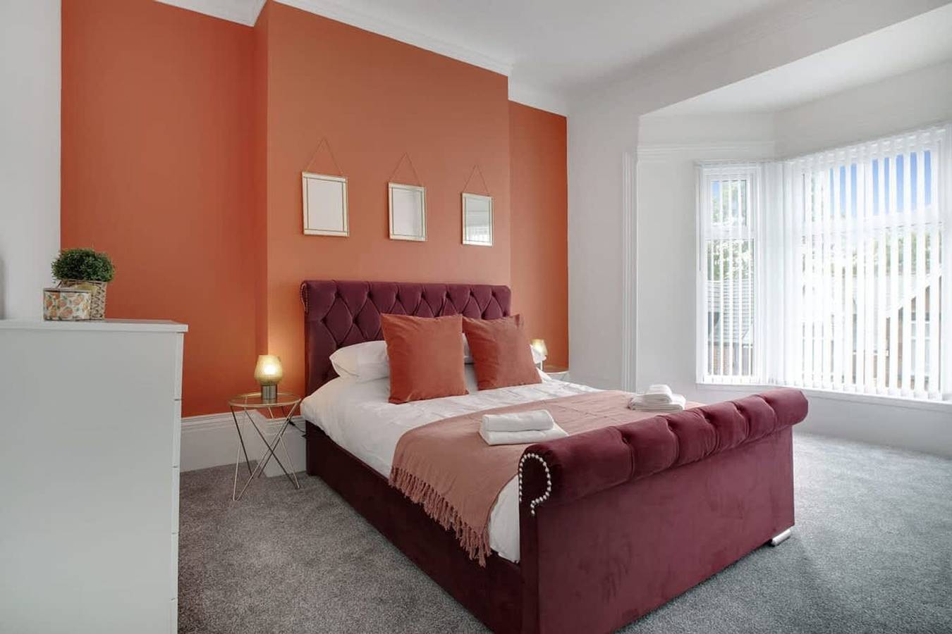 Spacious Home for Groups   Contractors  Free Wifi in Sunderland