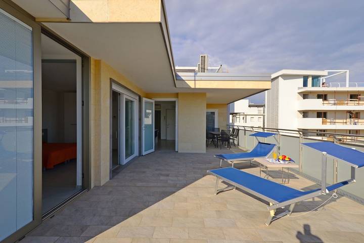 Loft per 8 persone, con vista oceano e balcone/terrazza, con animali domestici a Lignano Sabbiadoro