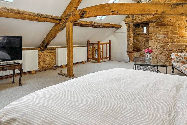 4 bedroom accommodation in Sutton Coldfield in Birmingham, Birmingham Area