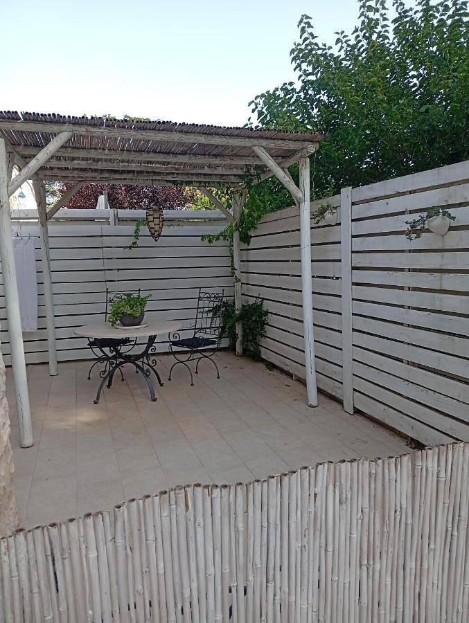 Gîte pour 2 personnes, avec Terrasse ainsi que Jardin et Vue à Selva di Fasano - 4