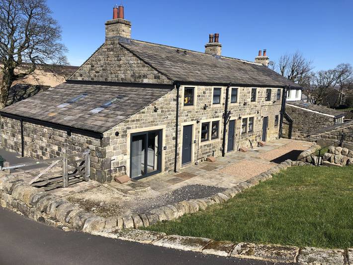 Log cabin for 2 people, with Garden in West Yorkshire