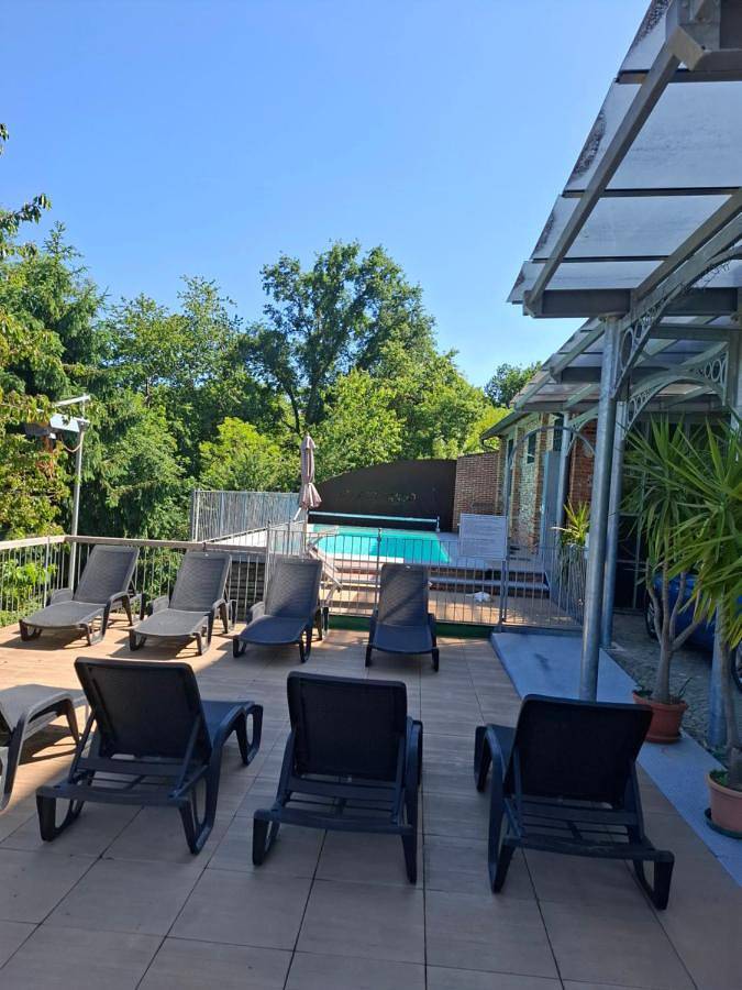 Gîte pour 3 personnes, avec vue ainsi que jardin et piscine à Mondovì - 4