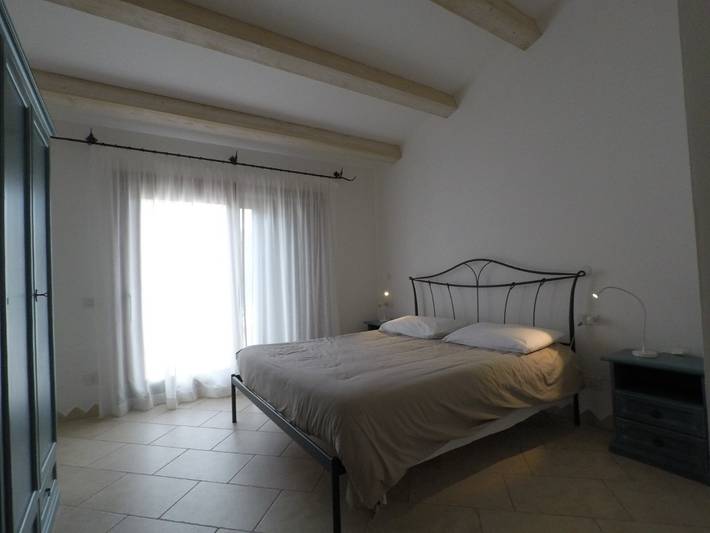 Appartement entier, Appartement 'La Corte Degli Ulivi A' avec vue mer, Wi-Fi et climatisation in Spiaggia Sa Mattanosa (Orosei), Orosei