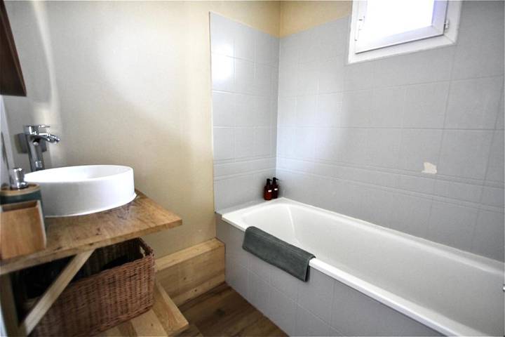 Gîte pour 4 personnes, avec balcon à Corbas - 2