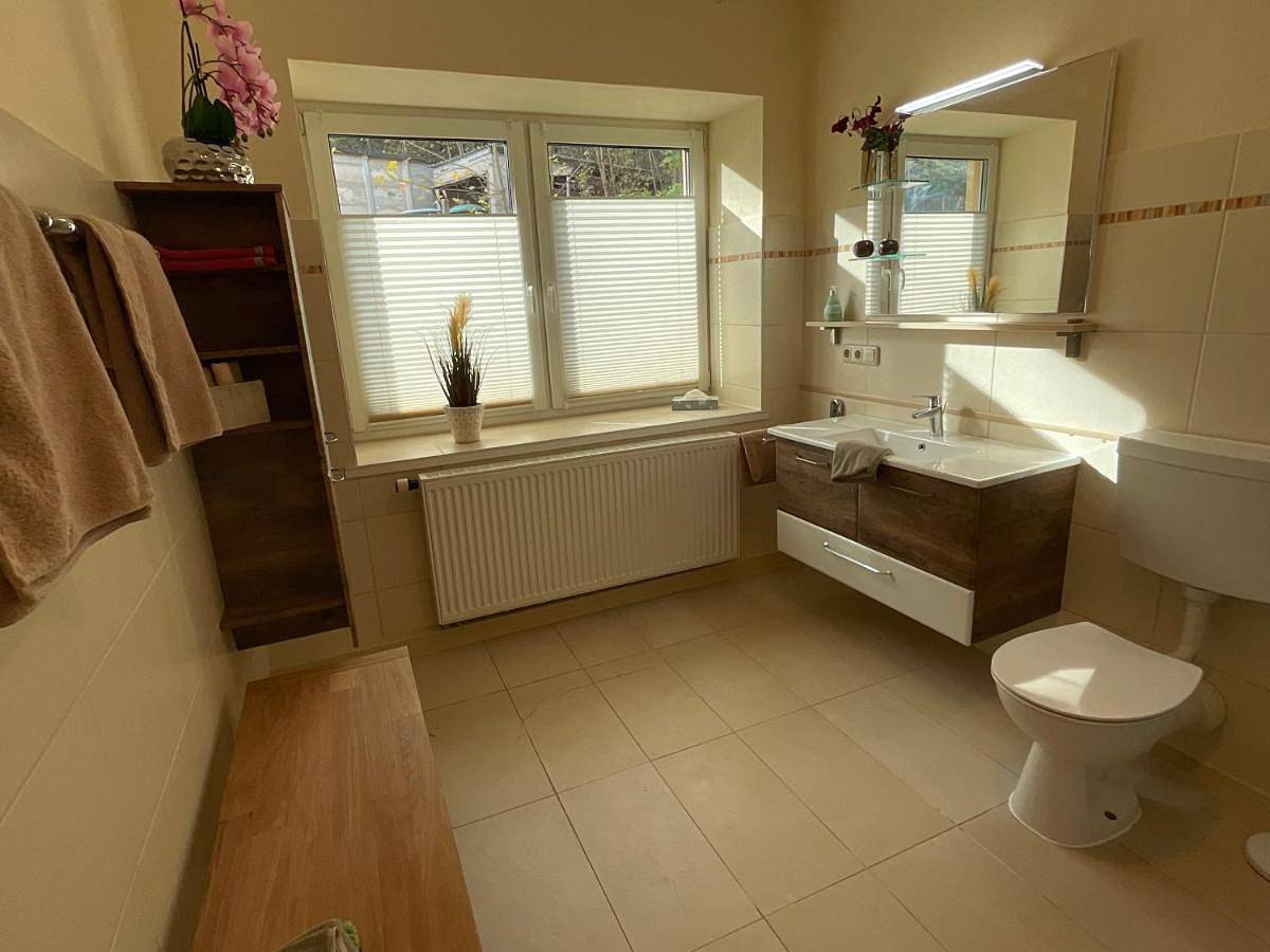 Ganze Wohnung, Ferienwohnung Wiesenblick in Schwarzburg, Ostthüringen