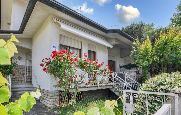 Casa vacanza per 4 persone, con giardino, con animali domestici - 1