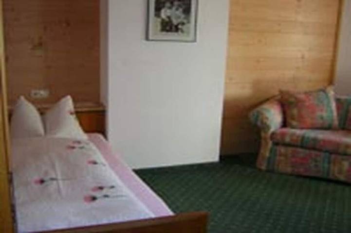 Ganze Wohnung, Haus Guenther,Ferienwohnung für Familien, Paare oder Singels. in Tuxer Alpen, Aschau im Zillertal
