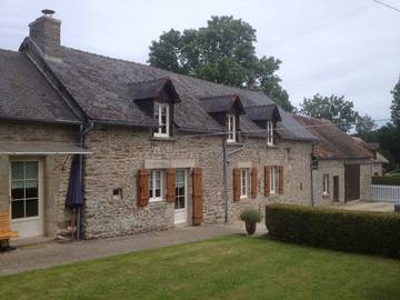 Chambre d’hôte pour 2 personnes, avec jardin dans Mayenne