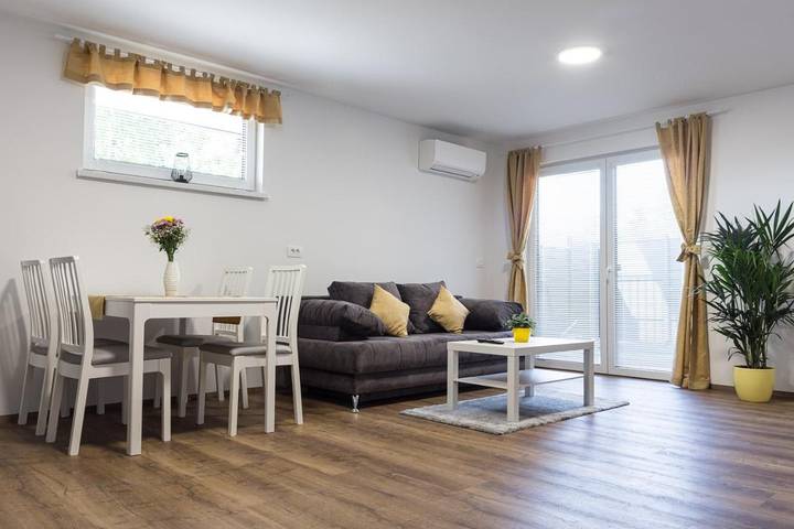 Apartament wakacyjny dla 3 osób, z ogród i widok oraz sauna - 1