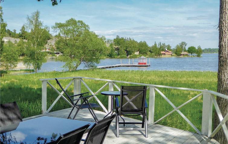 Ferienhaus für 5 Personen mit Terrasse in Strängnäs, Mälaren