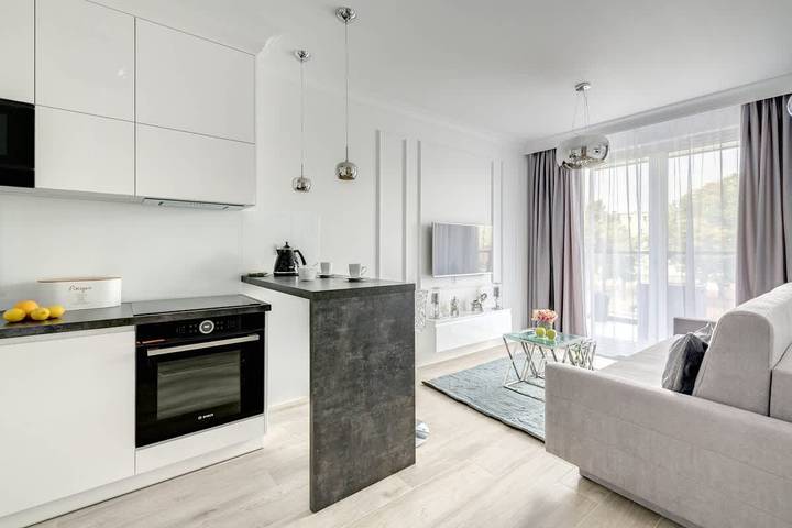 Ganze Wohnung, Stylish Apartment with Balcony | Air Conditioning | Parking in Brzeźno, Danzig