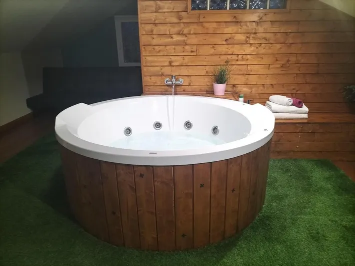 Maison de campagne pour 2 personnes, avec terrasse et jacuzzi - 1