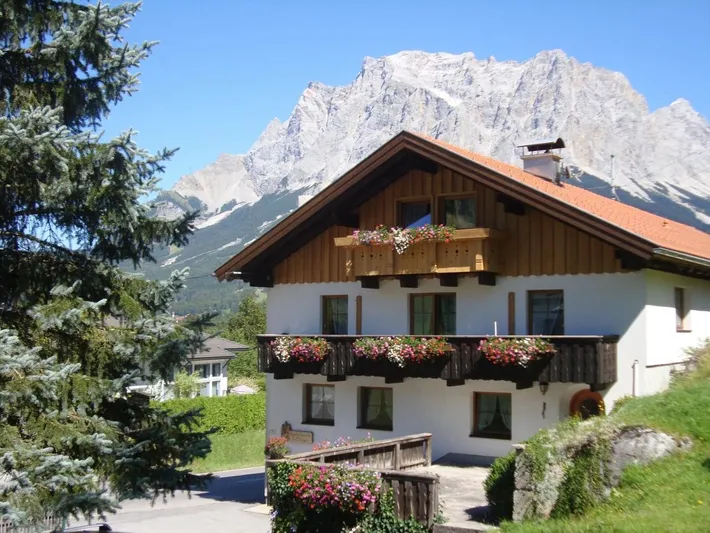 Ferienwohnung für 3 Personen, mit Ausblick und Garten - 1